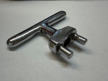 Load image into Gallery viewer, Chain Drum Timpani Key